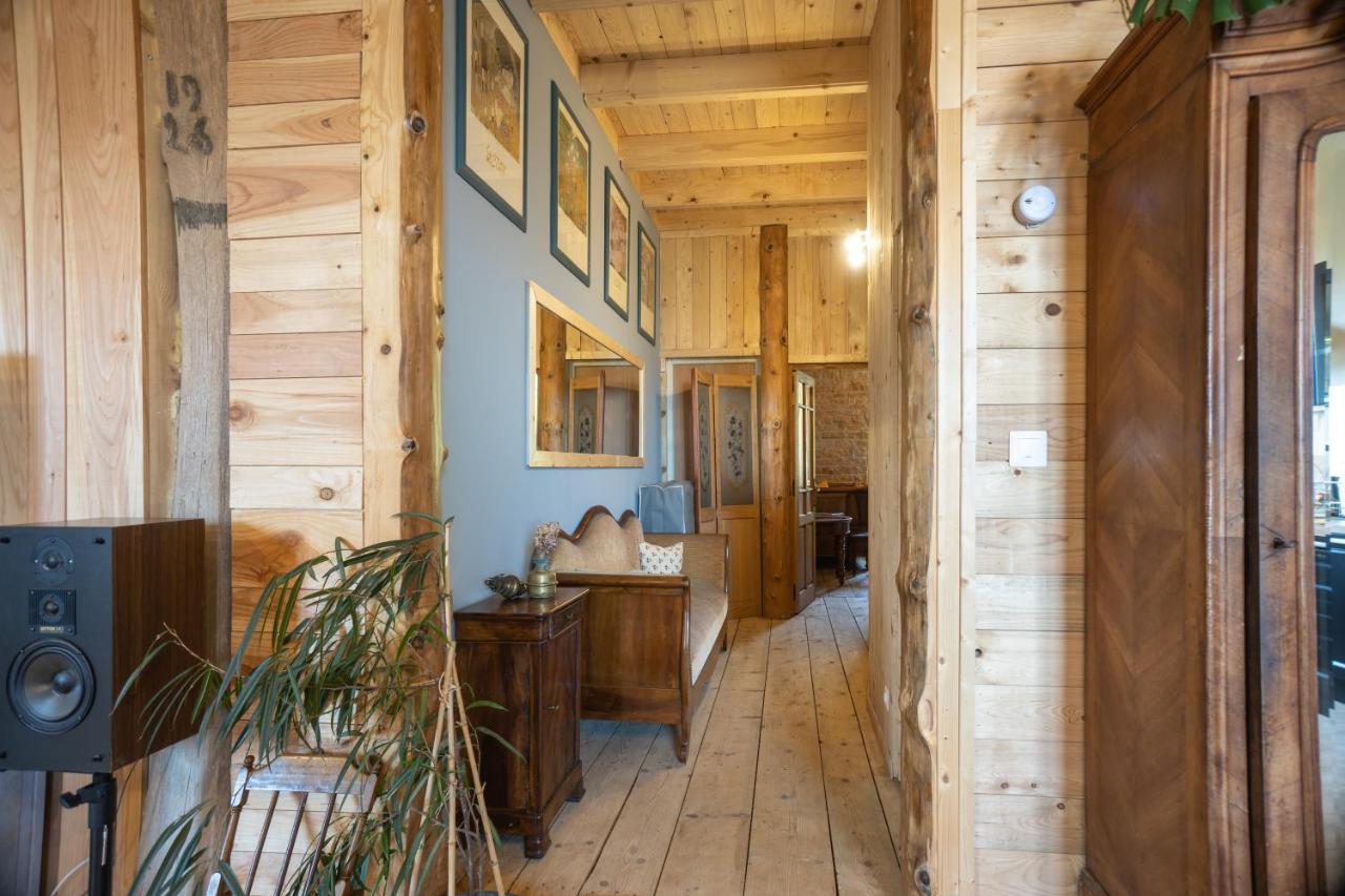 Appartement De Charme Dans Une Maison Isolee Presilly  Buitenkant foto